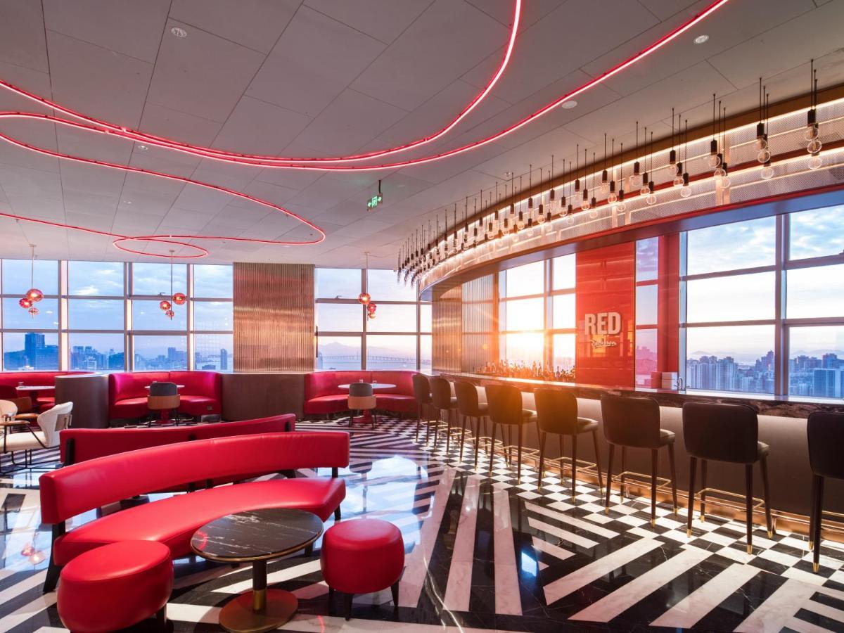 Radisson Red Hotel Zhuhai Gongbei Port Eksteriør billede