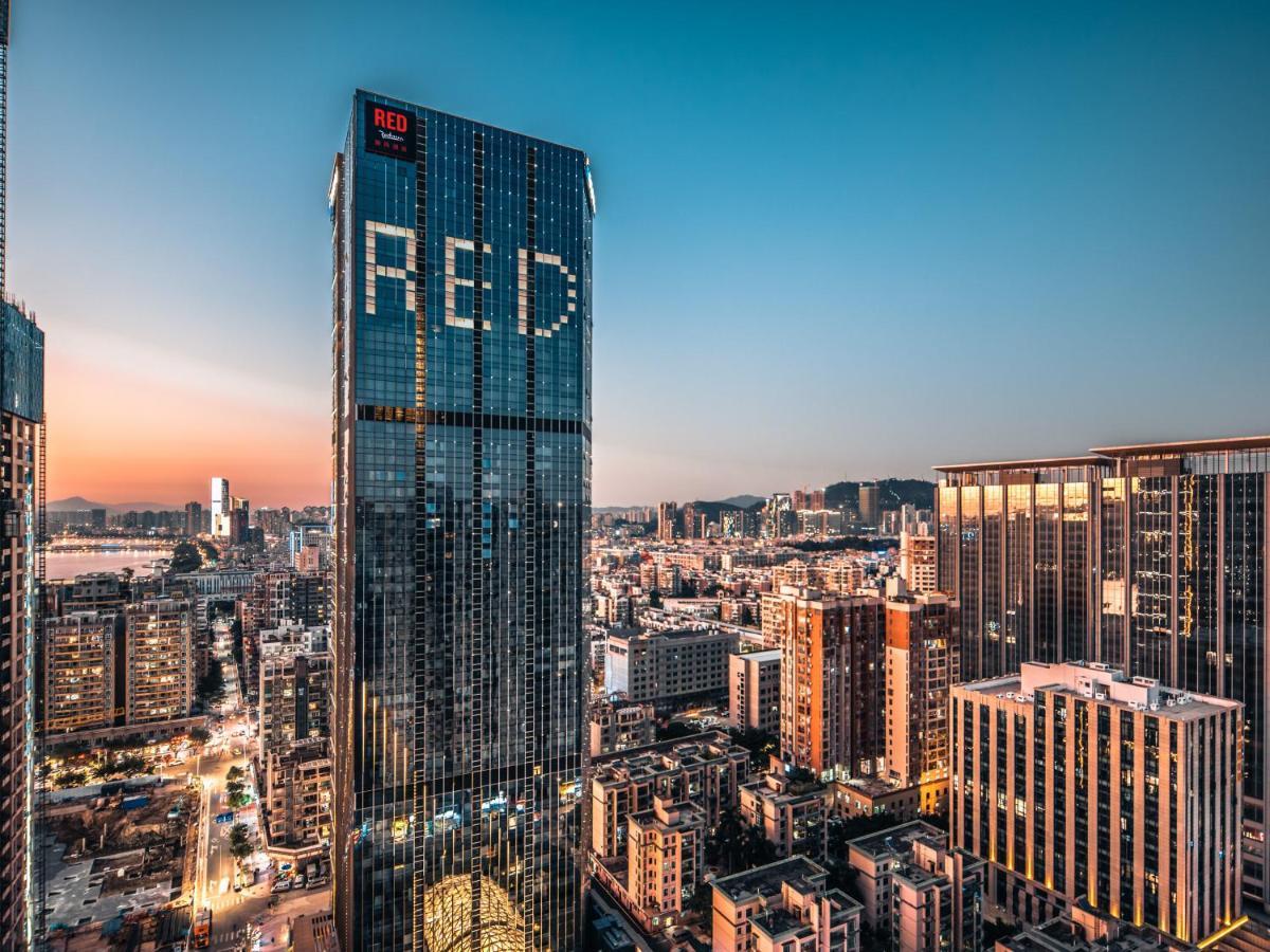 Radisson Red Hotel Zhuhai Gongbei Port Eksteriør billede