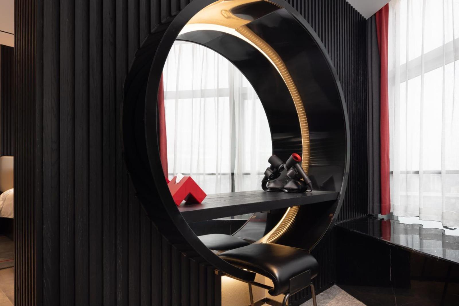Radisson Red Hotel Zhuhai Gongbei Port Eksteriør billede