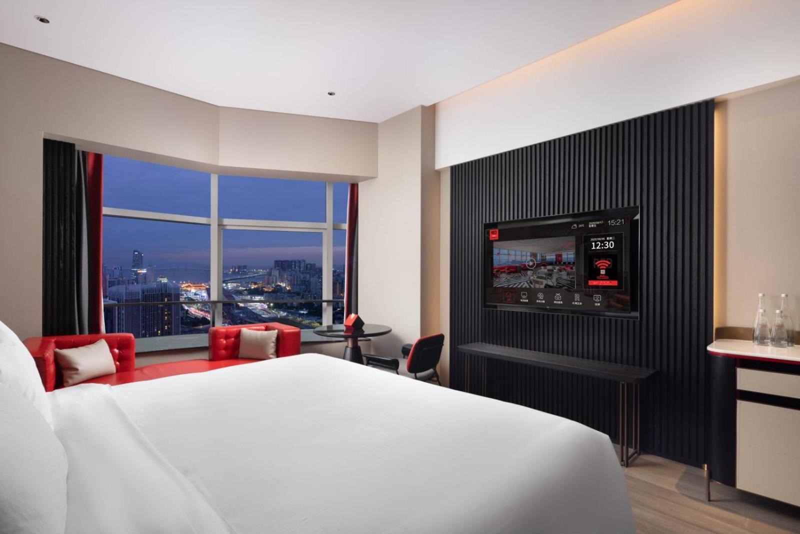 Radisson Red Hotel Zhuhai Gongbei Port Eksteriør billede